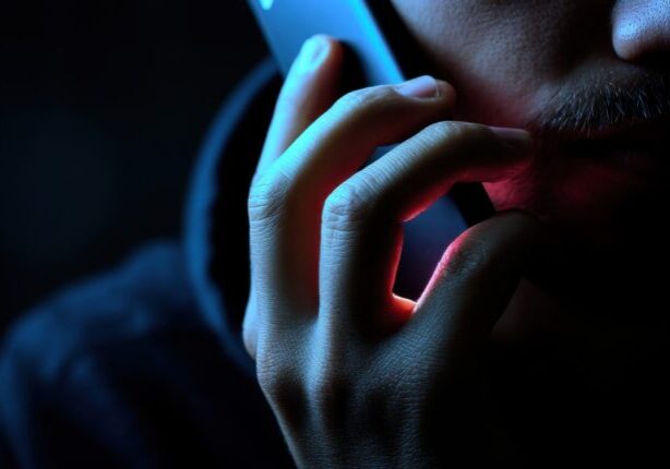 Late Night Phone Call from Unknown Number: The Intrigue of an Anonymous Caller