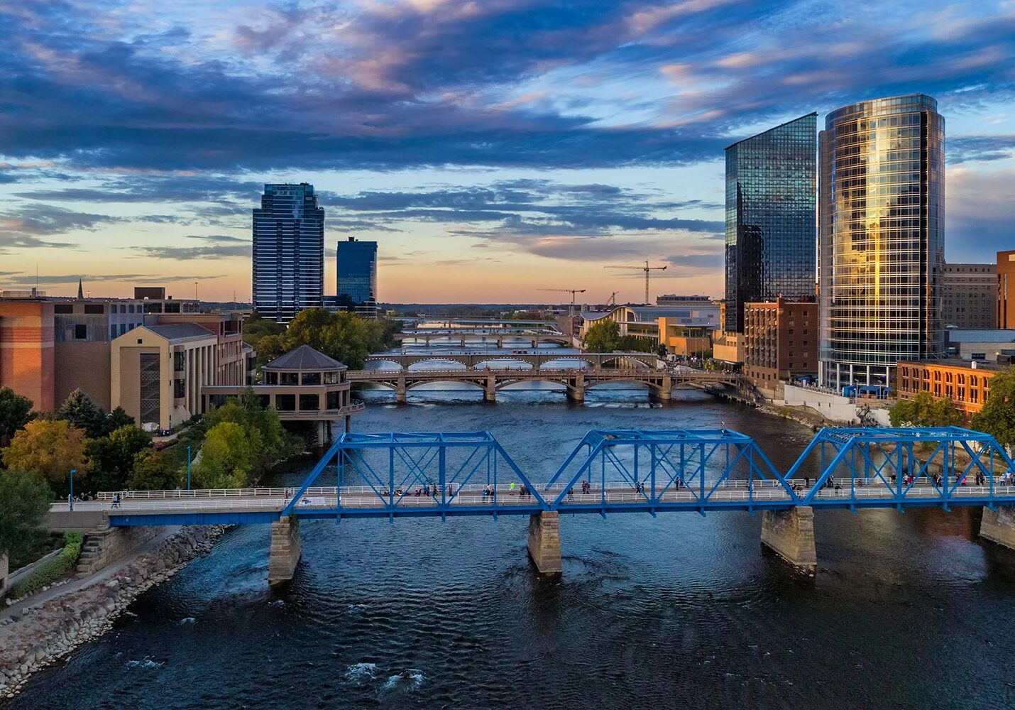 Grand Rapids, MI skyline